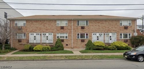 apt-5-323 Crooks Ave, Paterson, NJ, 07503-1131 | Card Image