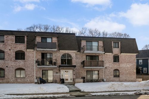 apt-309-90 High St, Dedham, MA, 02026-2861 | Card Image