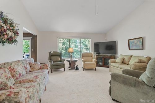 4-48117 Cotton Creek Blvd, Chesterfield, MI, 48047-6408 | Card Image