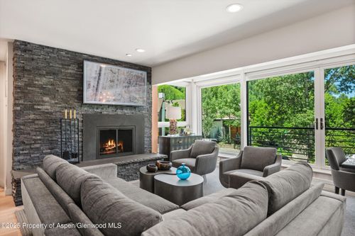 4d-748 S Galena St, Aspen, CO, 81611-1871 | Card Image