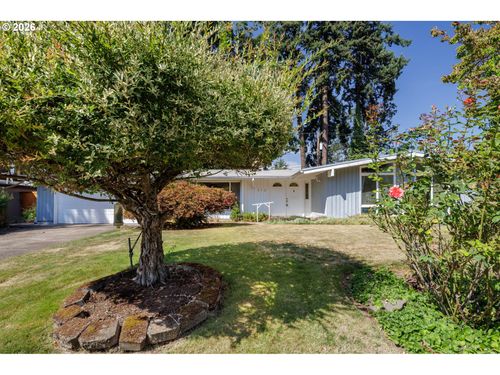 512 Cardinal Way, Springfield, OR, 97477 | Card Image