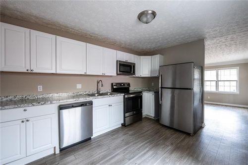 467 Southern Way, Lawrenceville, GA, 30046-7308 | Card Image