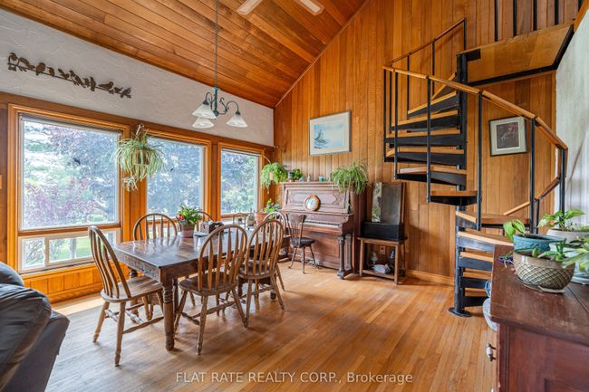 610 Brick Rd, House other with 3 bedrooms, 2 bathrooms and 6 parking in Ennismore ON | Image 16