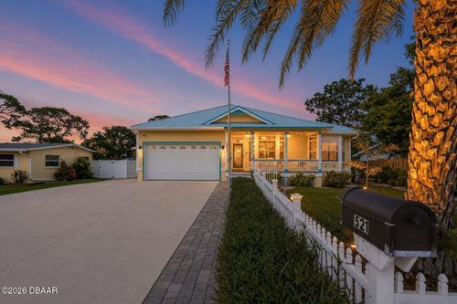 521 S Peninsula Ave, NEW SMYRNA BEACH, FL, 32169-2933 | Card Image