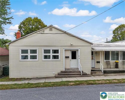 15 W 5th St, Jim Thorpe, PA, 18229-2103 | Card Image