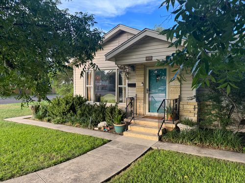 1402 S Park St, San Angelo, TX, 76901-4641 | Card Image