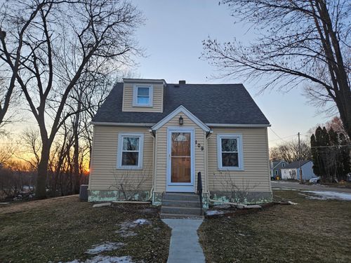 109 Charlotte Ave, Albert Lea, MN, 56007-3840 | Card Image