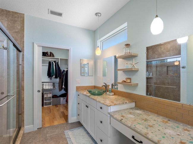 11000 8 Th St E, House other with 4 bedrooms, 5 bathrooms and null parking in Treasure Island FL | Image 41
