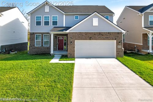 58775 Gidran Dr, South Lyon, MI, 48178-2708 | Card Image