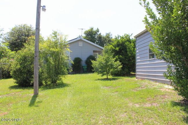 2100 Third Ave, House other with 3 bedrooms, 3 bathrooms and null parking in Sneads FL | Image 18