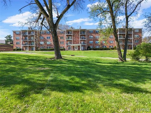 apt-b1-3107 Garnette Dr, Bridgeton, MO, 63044-3114 | Card Image