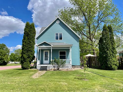 120 Prairie St N, Comfrey, MN, 56019-7700 | Card Image