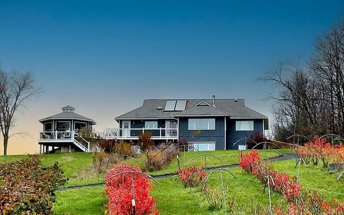 977 Bates Rd, Shoreham, VT, 05770-4415 | Card Image