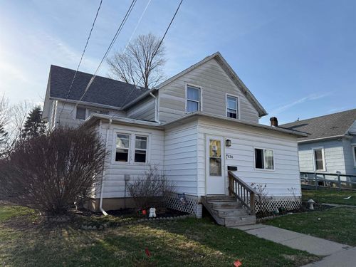 436 N Apple Avenue, Freeport, IL, 61032 | Card Image