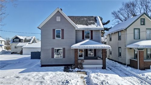 320 9th St, Massillon, OH, 44647-6365 | Card Image