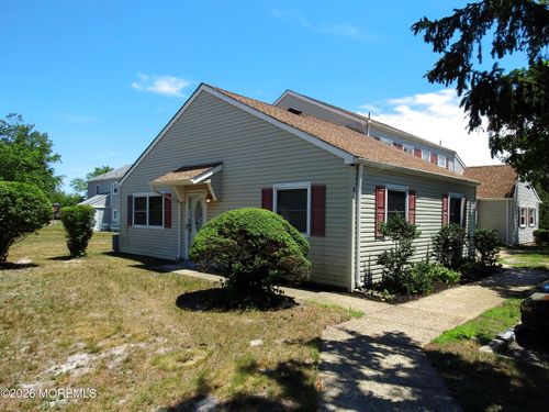 16 Chesapeake Court, Barnegat, NJ, 08005 | Card Image