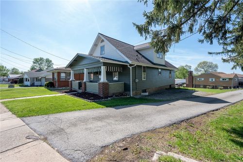 432 Main St, Youngstown, PA, 15696-1015 | Card Image