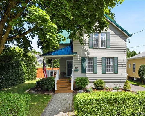 424 Cayuga St, Syracuse, NY, 13204-1810 | Card Image