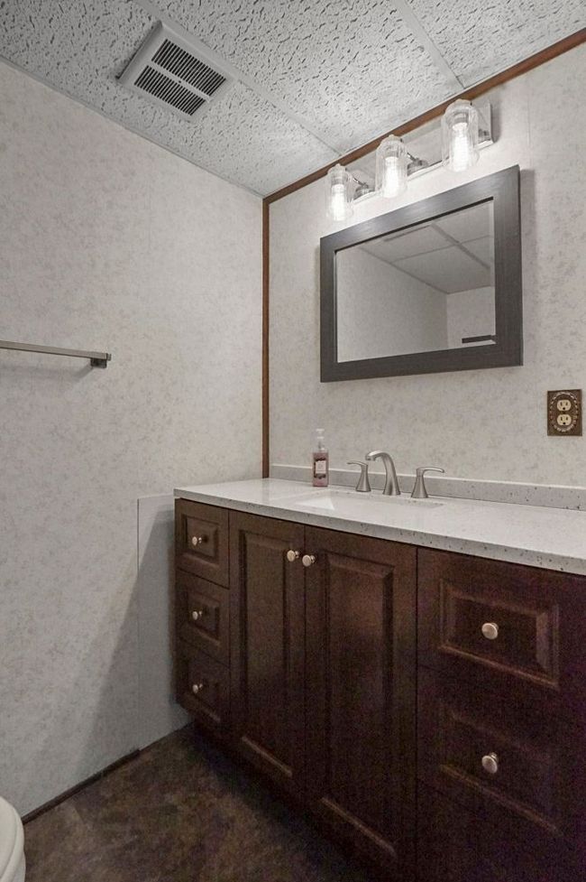 25348 Franklin Ter, Condo with 1 bedrooms, 2 bathrooms and null parking in South Lyon MI | Image 16