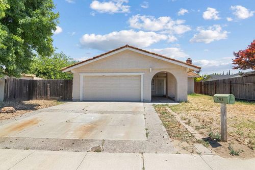 762 Garden Gate Dr, Manteca, CA, 95336-3781 | Card Image