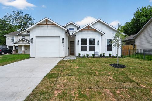 3711 Metropolitan Ave, Dallas, TX, 75210-1923 | Card Image