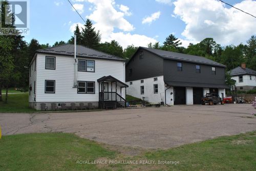 40723 Highway 17 Highway, Head, Clara and Maria, ON, K0J2K0 | Card Image