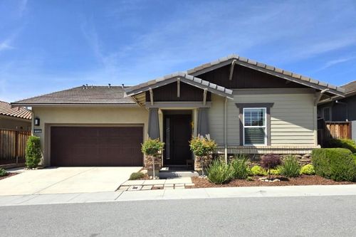 1130 Garcia Gln, Hollister, CA, 95023-6279 | Card Image