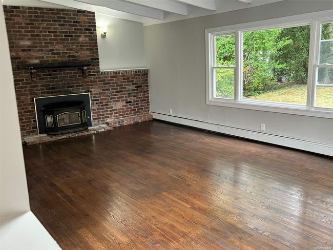 56 Sagebrush Ln, House other with 4 bedrooms, 3 bathrooms and null parking in Islandia NY | Image 6