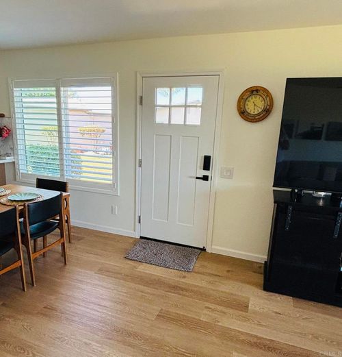 4473 Kittiwake Way, Oceanside, CA, 92057-7727 | Card Image