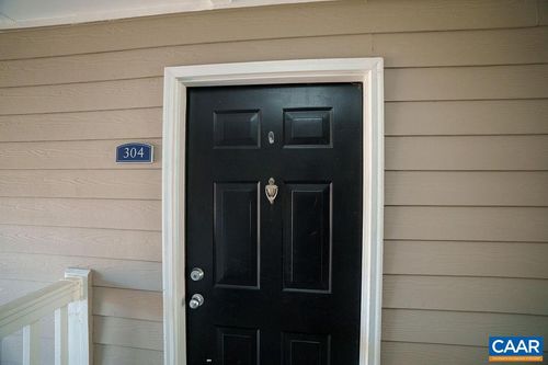 apt-304-175 Yellowstone Dr, CHARLOTTESVILLE, VA, 22903-8117 | Card Image