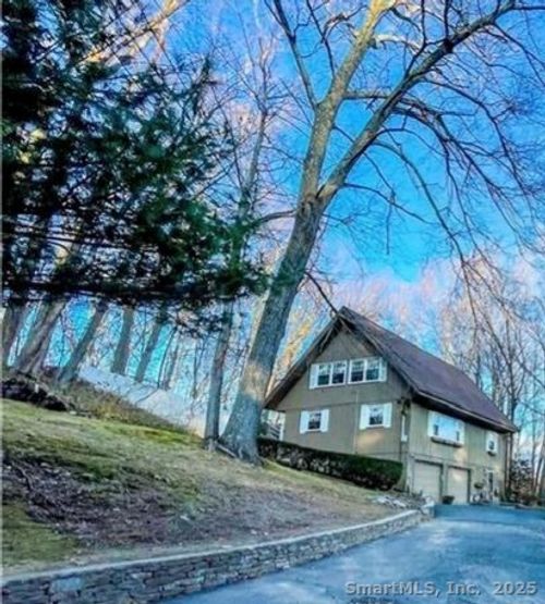 112 Ambler Rd, Bristol, CT, 06010-3563 | Card Image