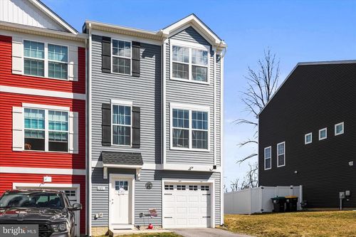 101 Overlook Dr, HANOVER, PA, 17331-8183 | Card Image