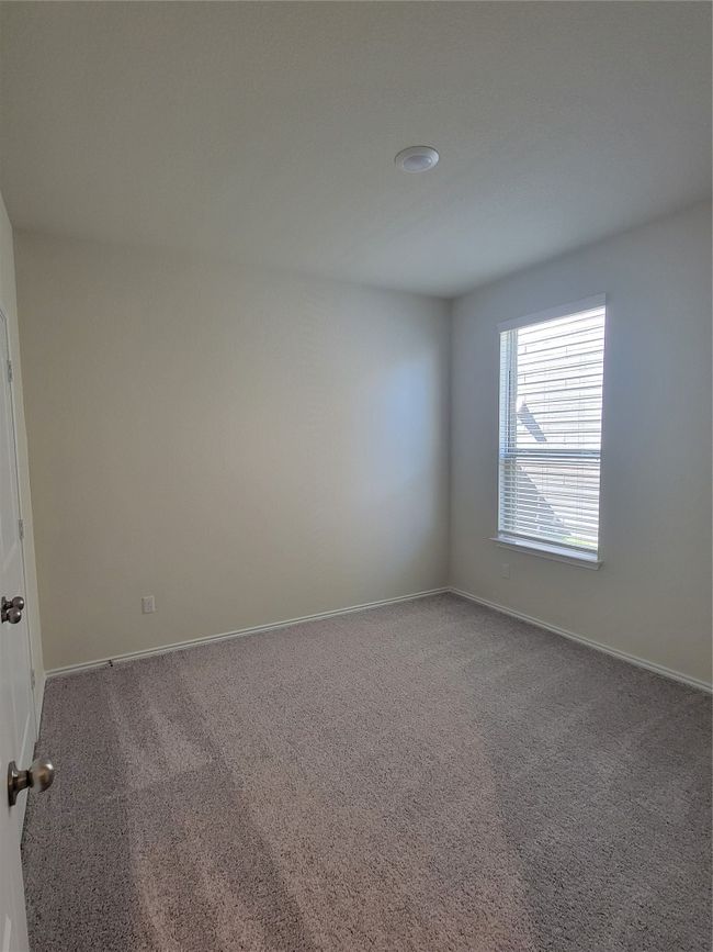 Empty room with baseboards and carpet flooring | Image 14