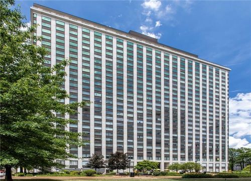 apt-4h-320 Fort Duquesne Blvd, Pittsburgh, PA, 15222-1103 | Card Image