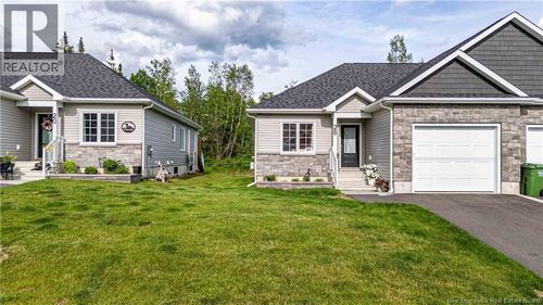26 Leavery St, Fredericton, NB, E3G0L8 | Card Image