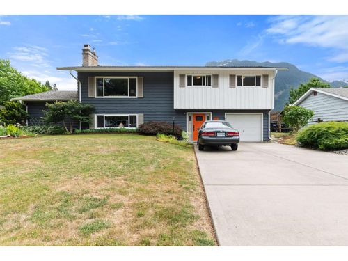 630 Hazel Street, Hope, BC, V0X1L0 | Card Image