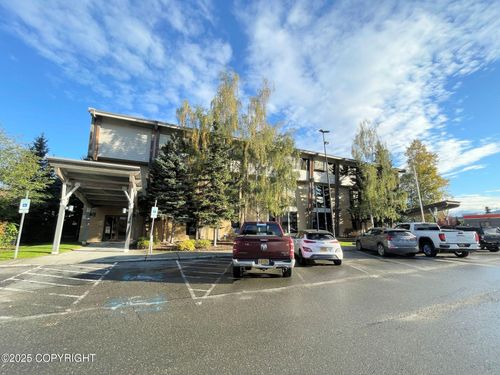 200-375 W 36th Ave, Anchorage, AK, 99503-5835 | Card Image