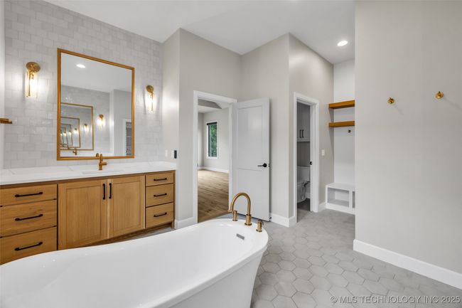 6364 N Bluesage Dr, House other with 5 bedrooms, 4 bathrooms and null parking in Owasso OK | Image 38