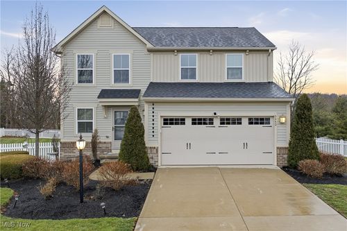 5450 Wightman Cir, Medina, OH, 44256-5588 | Card Image