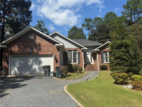 995 Greenbriar Dr, Vass, NC, 28394-9210 | Card Image