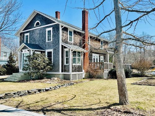 55 Waterloo St, Liverpool, NS, B0T1K0 | Card Image