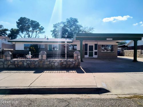 9565 Rutledge Pl, El Paso, TX, 79924-6211 | Card Image