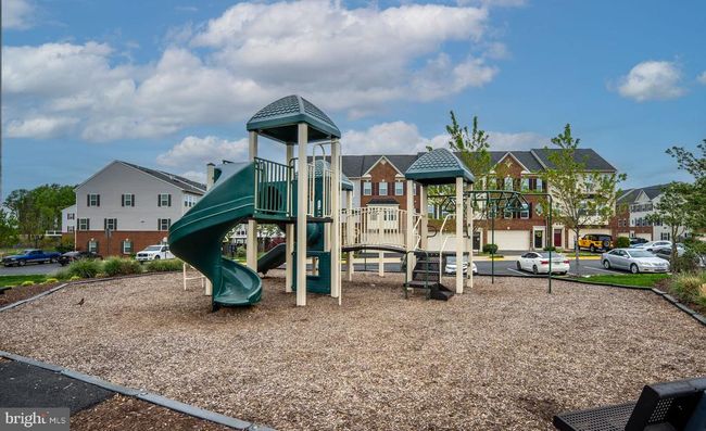 45955 Grammercy Ter, Townhouse with 3 bedrooms, 3 bathrooms and null parking in STERLING VA | Image 55