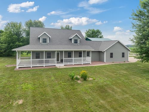 13013 Primrose Rd, Trempealeau, WI, 54661-8108 | Card Image