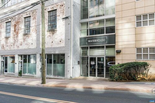 218 W Water St, CHARLOTTESVILLE, VA, 22902-5062 | Card Image