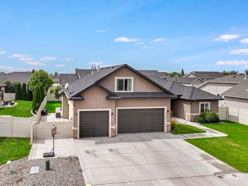 2489 Blick Ln, Twin Falls, ID, 83301-5764 | Card Image