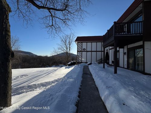 8-12 Skyline Dr, Fishkill, NY, 12524-3640 | Card Image