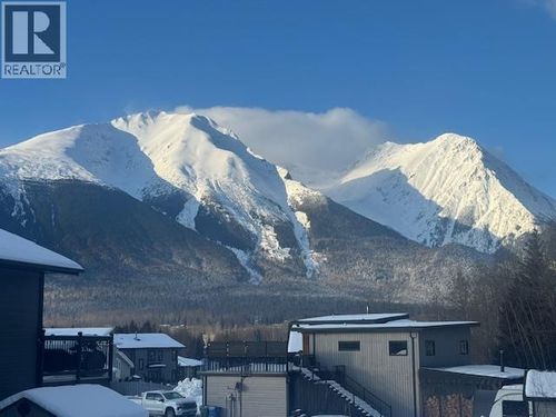 5 Aurora Ave, Smithers, BC, V0J2N2 | Card Image