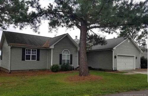 692 Cedar Pt, Vass, NC, 28394-8685 | Card Image