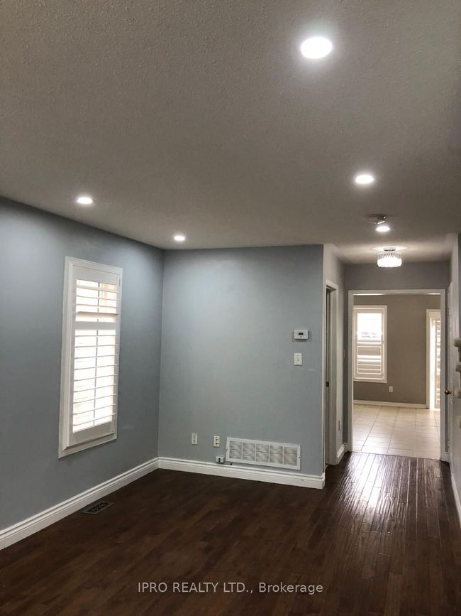 5 Fenton St, House other with 4 bedrooms, 3 bathrooms and 1 parking in Ajax ON | Image 7
